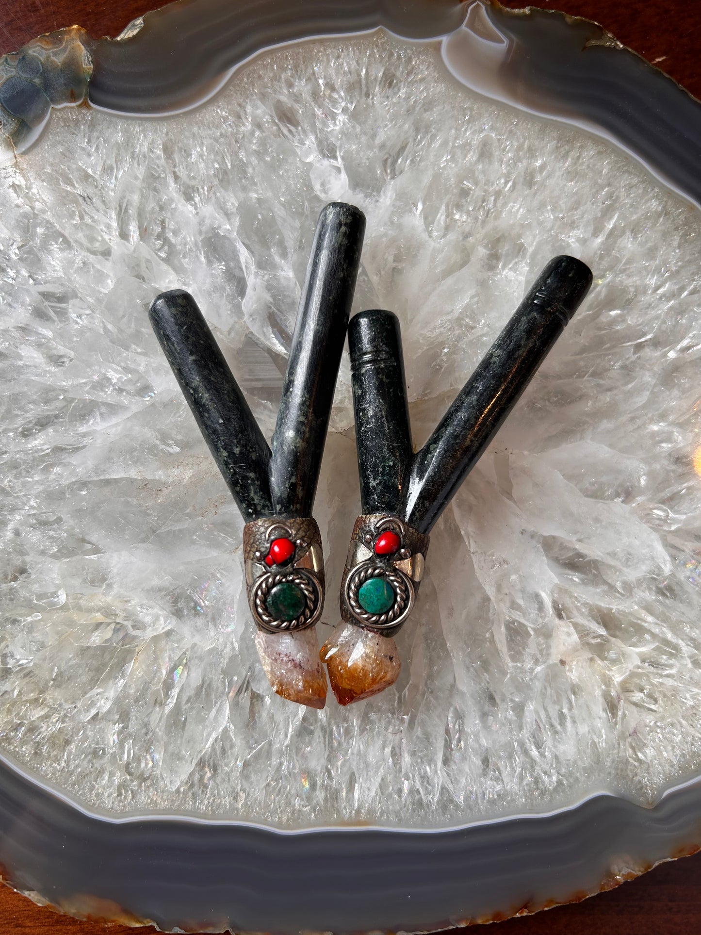 Stone & Crystal Kuripe